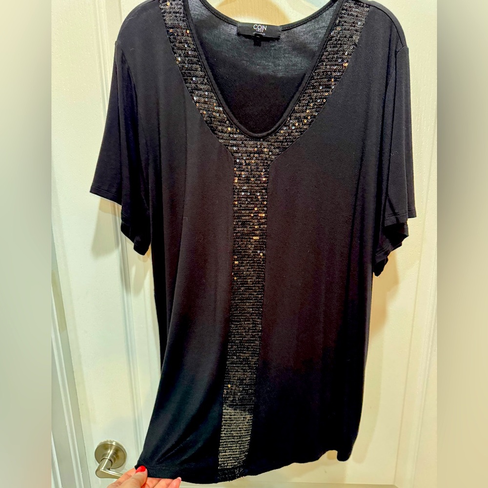 Coin 1804 Los Angeles 2X Black Top with Y Sequence on Front NWOT